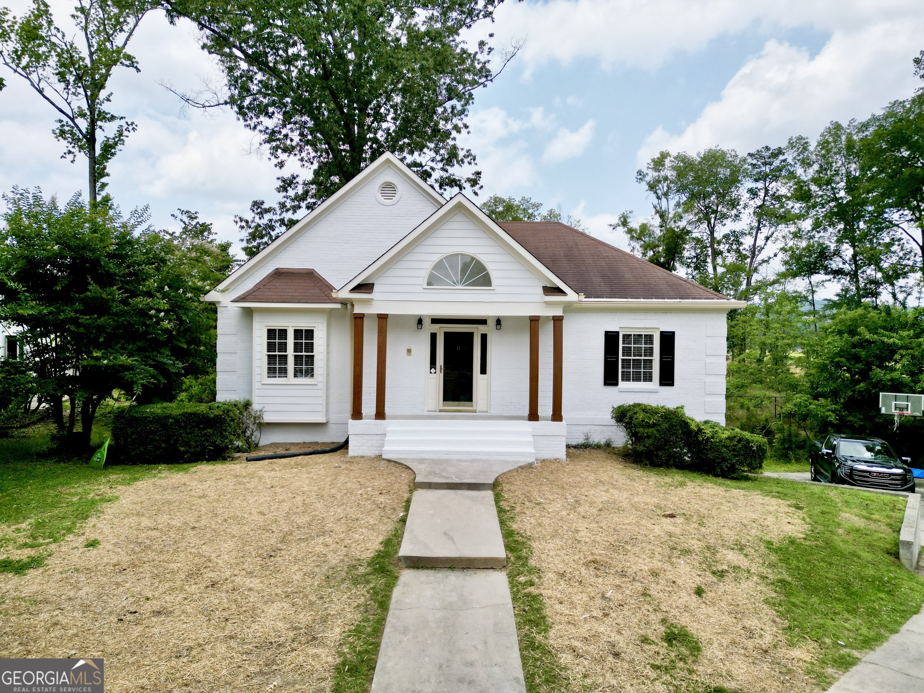 11 Stonegable DR NW