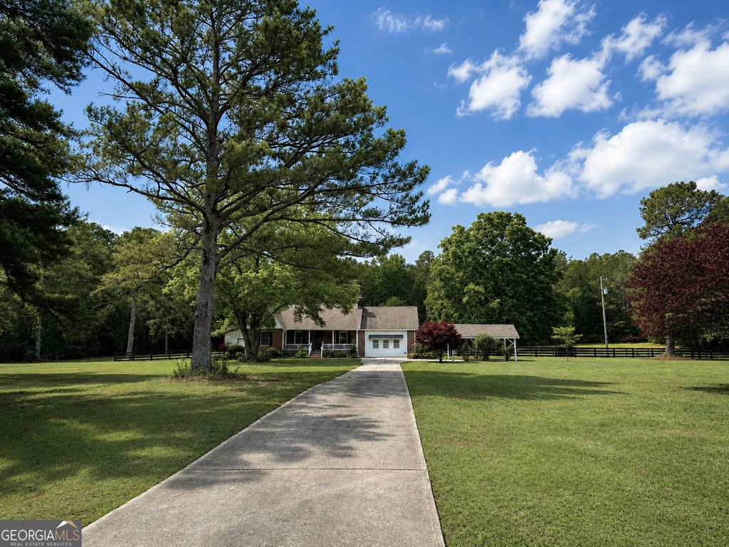 Photo of 191 Rebecca Circle, Griffin, GA 30224 (MLS # 10774783)