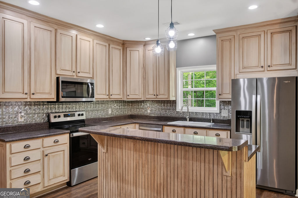 301 Summit Heights DR