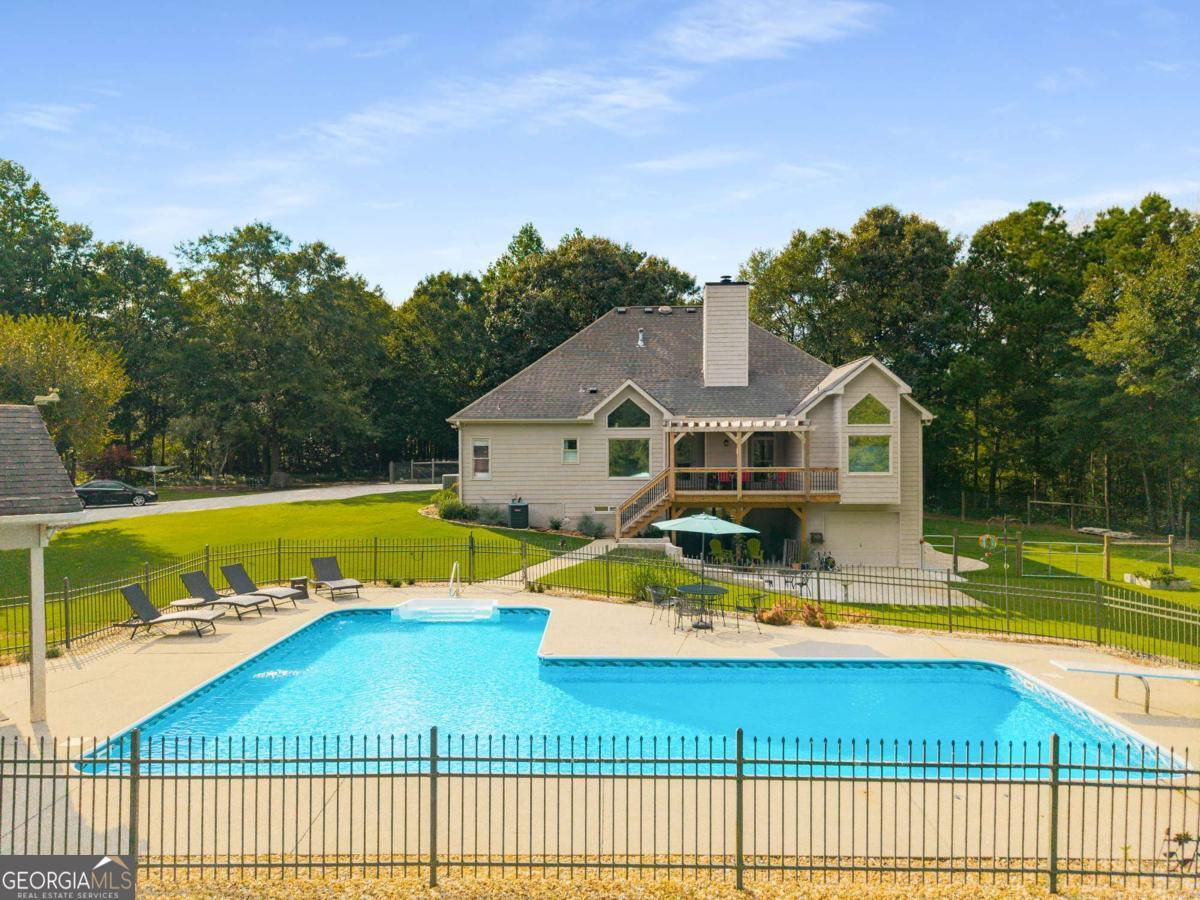 1621 La Fayette DR