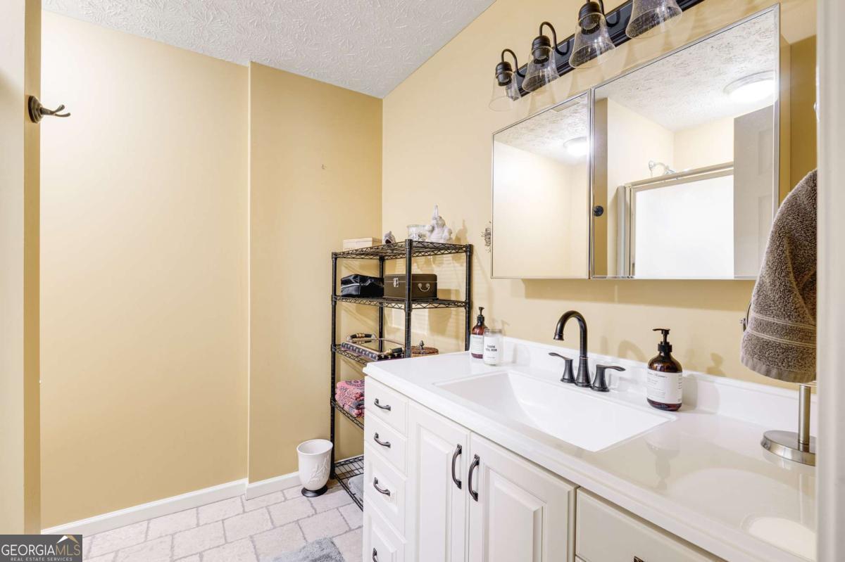 La Fayette Ridge - Residential