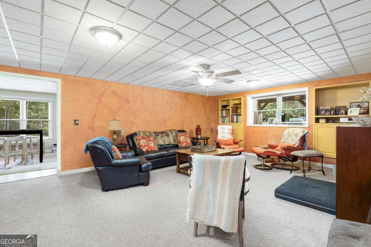 La Fayette Ridge - Residential