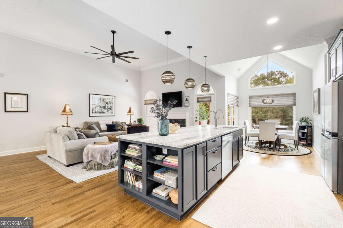 La Fayette Ridge - Residential