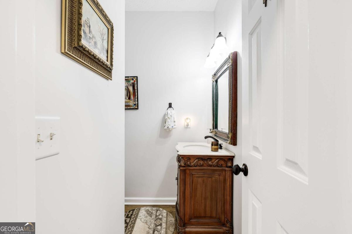 La Fayette Ridge - Residential