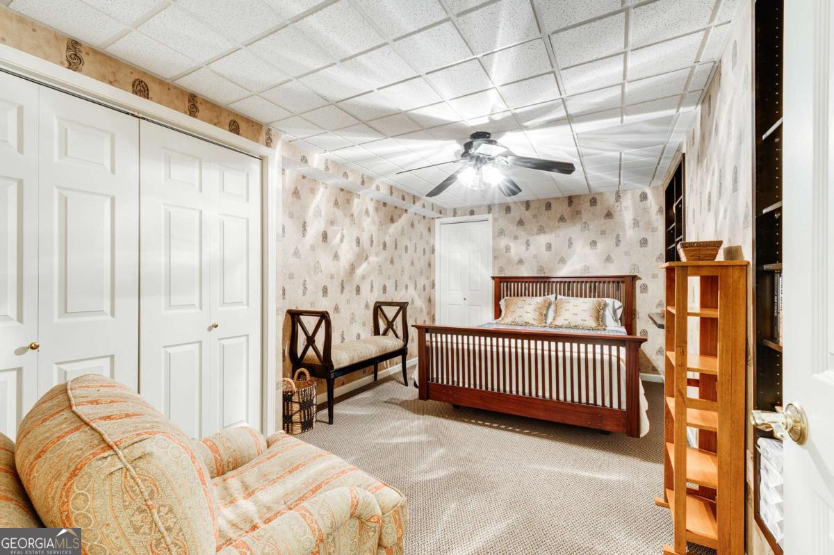 La Fayette Ridge - Residential