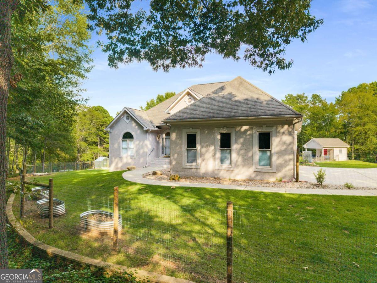 1621 La Fayette DR