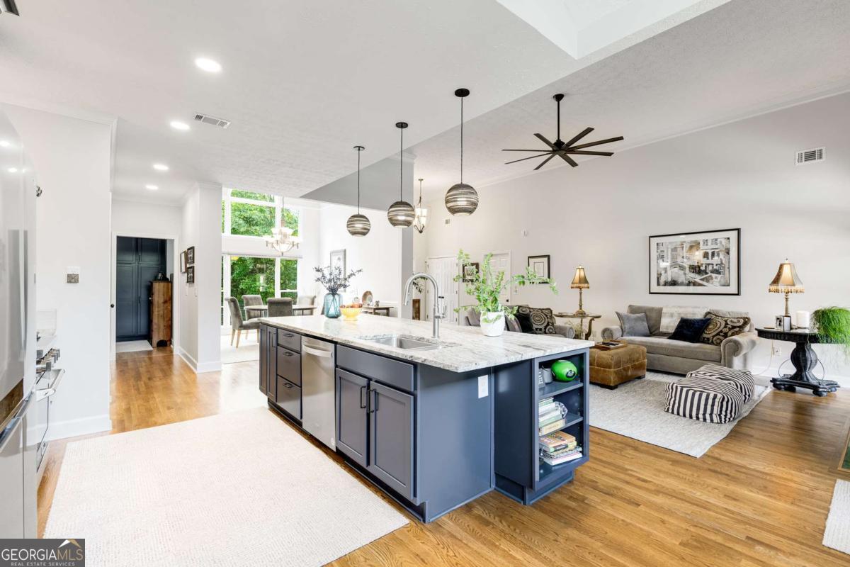 La Fayette Ridge - Residential