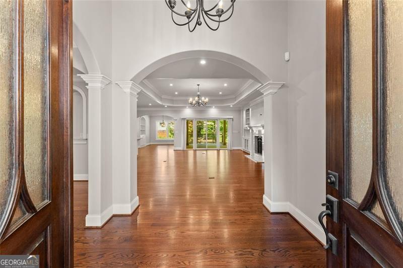 5816 CHAMBLEE DUNWOODY