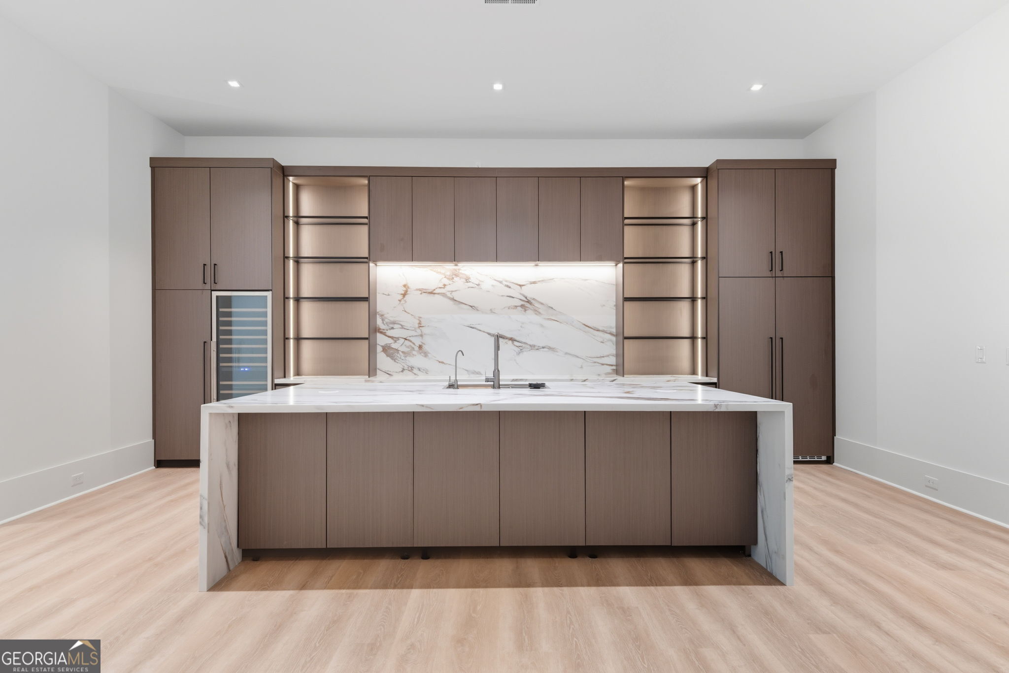 Echelon - Residential