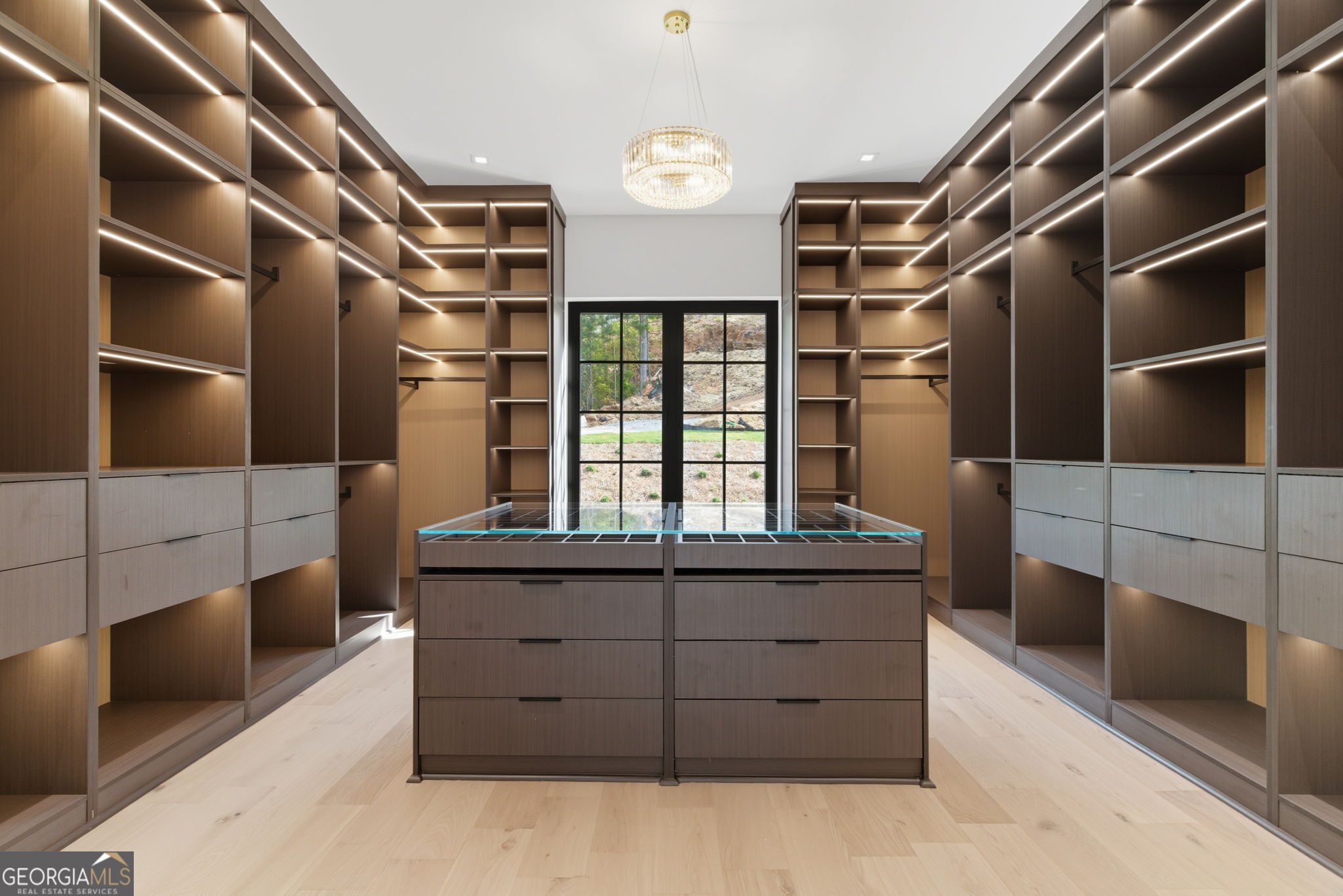Echelon - Residential