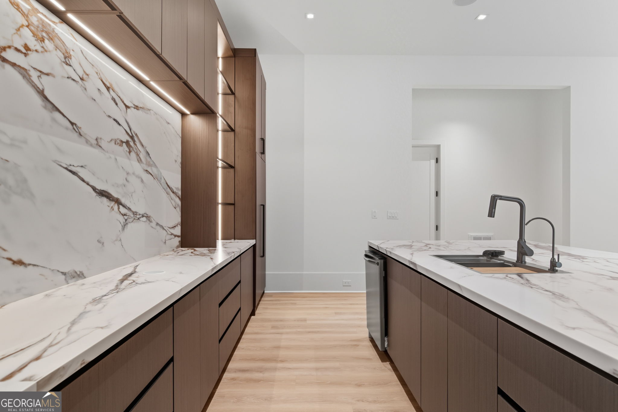 Echelon - Residential