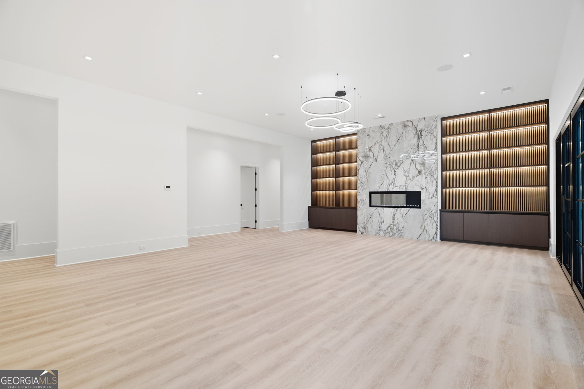 Echelon - Residential