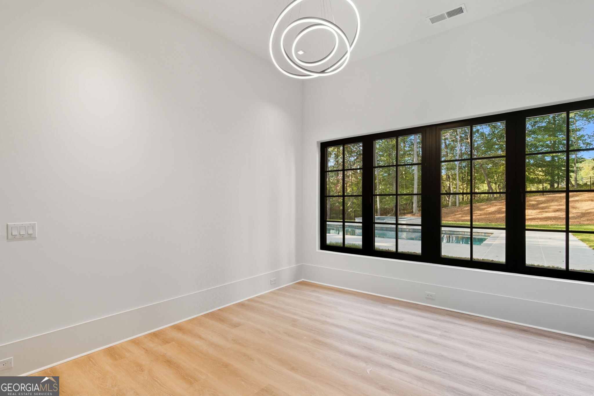 Echelon - Residential
