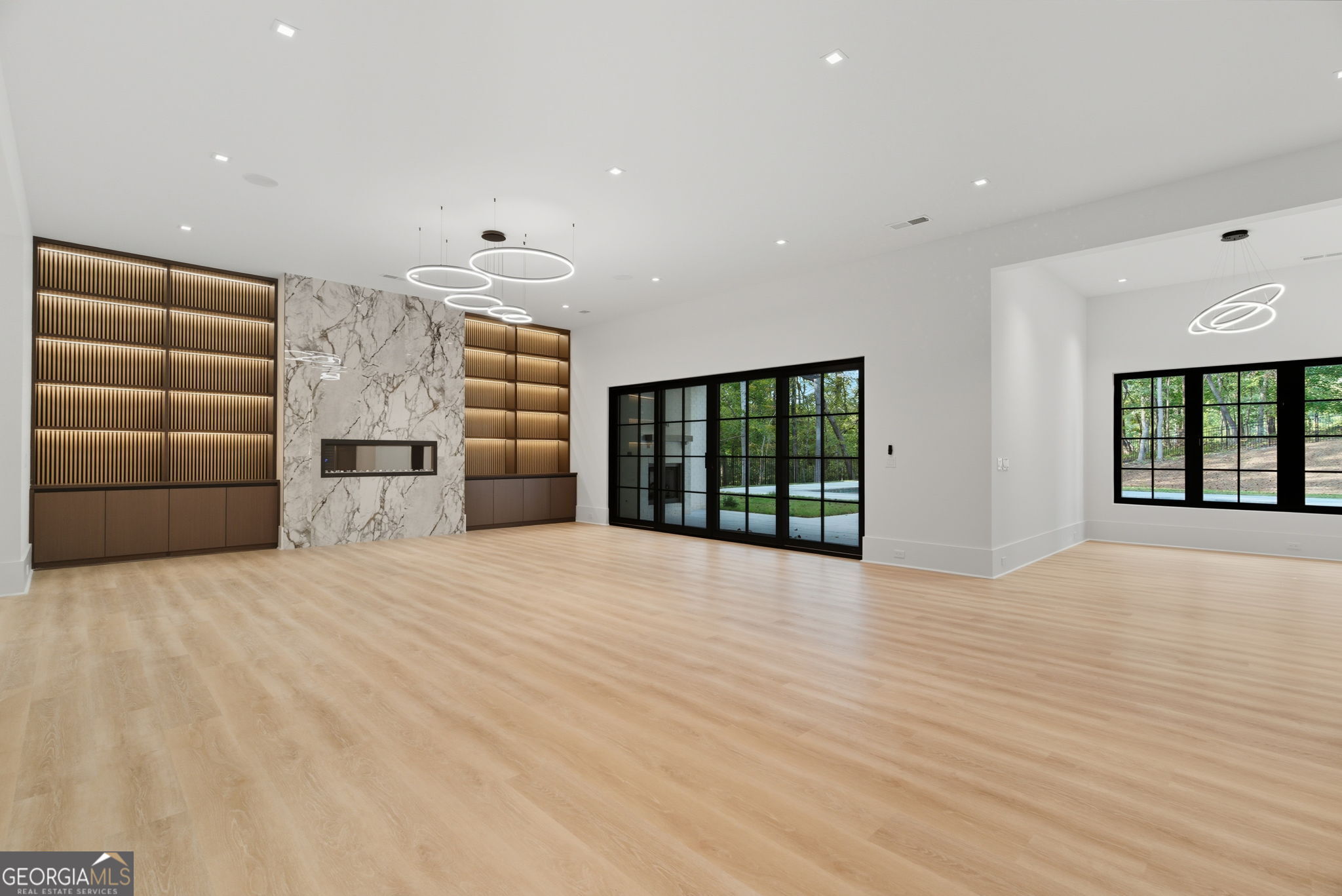 Echelon - Residential
