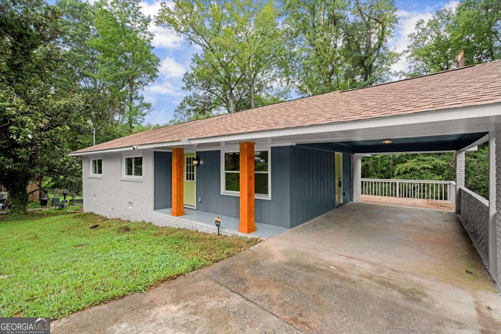 Photo of 844 San Miguel Drive, Stone Mountain, GA 30083 (MLS # 10677818)