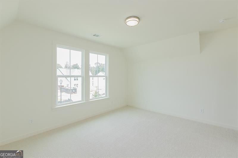 Gainesville, Georgia 30506, United States, 5 Bedrooms Bedrooms, ,5 BathroomsBathrooms,Residential,Active,222640