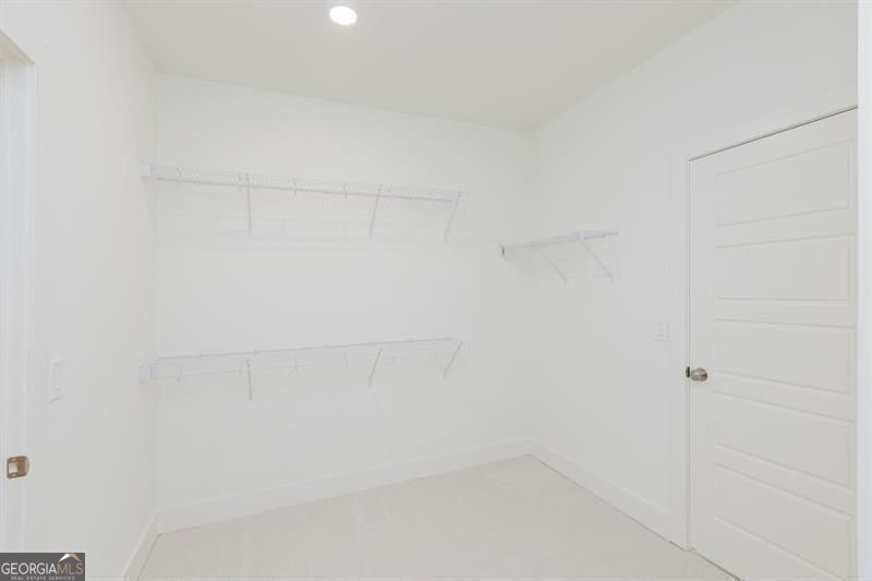 Gainesville, Georgia 30506, United States, 5 Bedrooms Bedrooms, ,5 BathroomsBathrooms,Residential,Active,222640