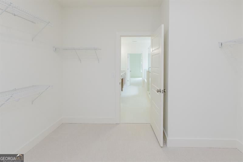 Gainesville, Georgia 30506, United States, 5 Bedrooms Bedrooms, ,5 BathroomsBathrooms,Residential,Active,222640