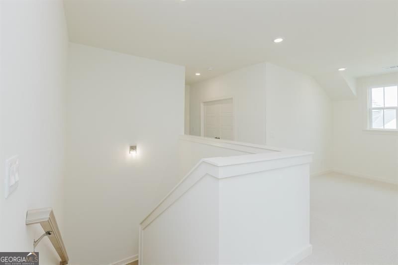 Gainesville, Georgia 30506, United States, 5 Bedrooms Bedrooms, ,5 BathroomsBathrooms,Residential,Active,222640