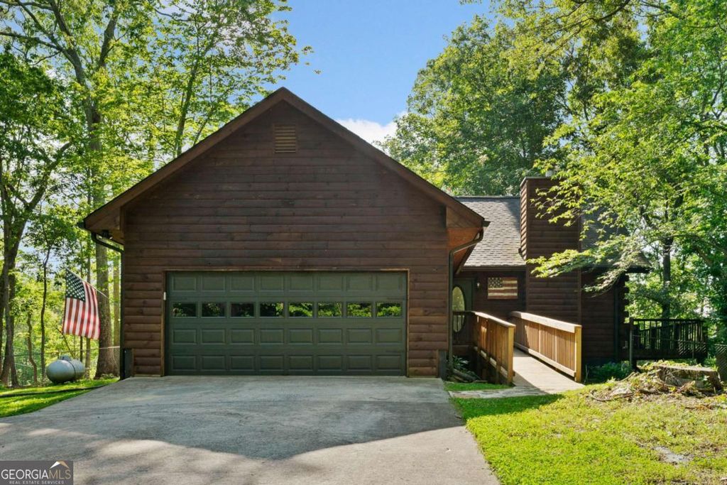 Photo of 155 W Rock Creek Drive, Jasper, GA 30143 (MLS # 10753459)