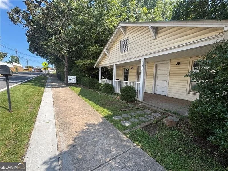 232 Main Street E, Dahlonega, GA, 30533