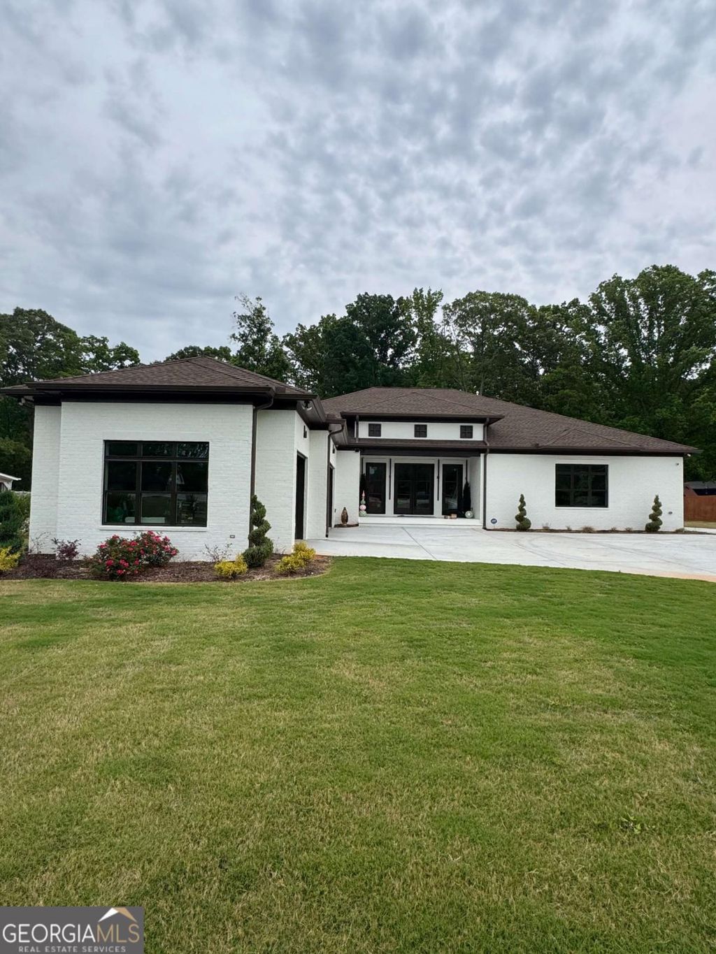 Photo of 391 Highway 279, Fayetteville, GA 30214 (MLS # 10756047)