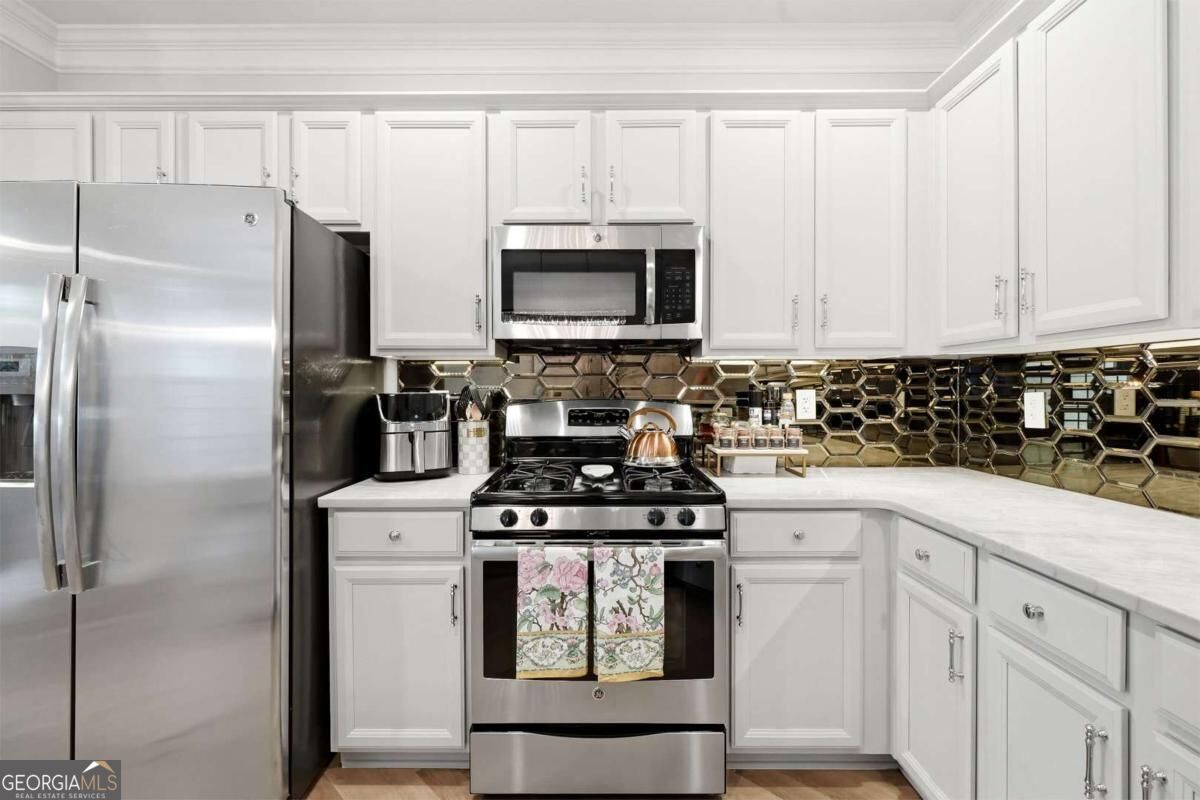 11284 Musette CIR