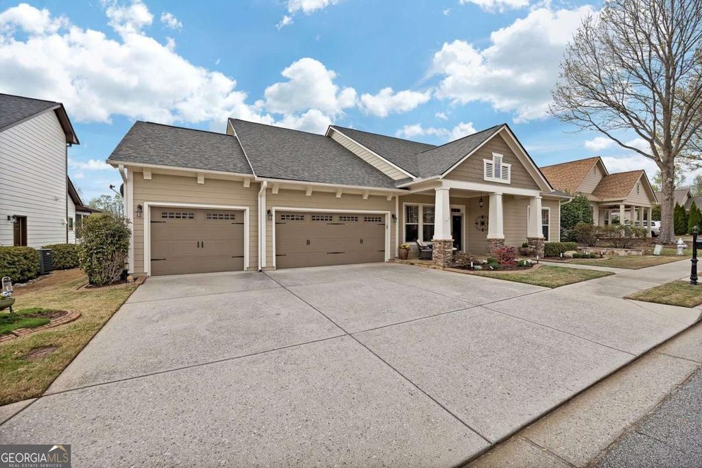 Photo of 206 Hickory Nut Lane, Canton, GA 30115 (MLS # 10722256)