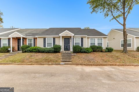 A home in Lagrange