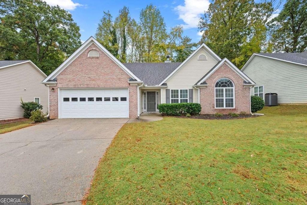 Photo of 3299 MCEVER PARK Circle, Acworth, GA 30101 (MLS # 10633202)