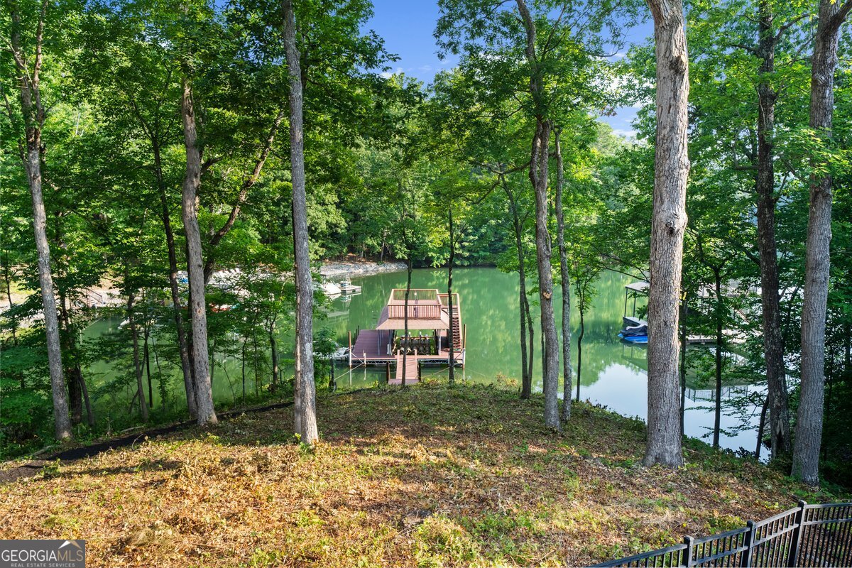 1525 Lockridge DR