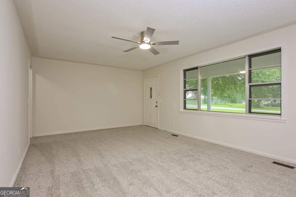 Photo of 763 Oak Avenue, Pinehurst, GA 31070 (MLS # 10820944)