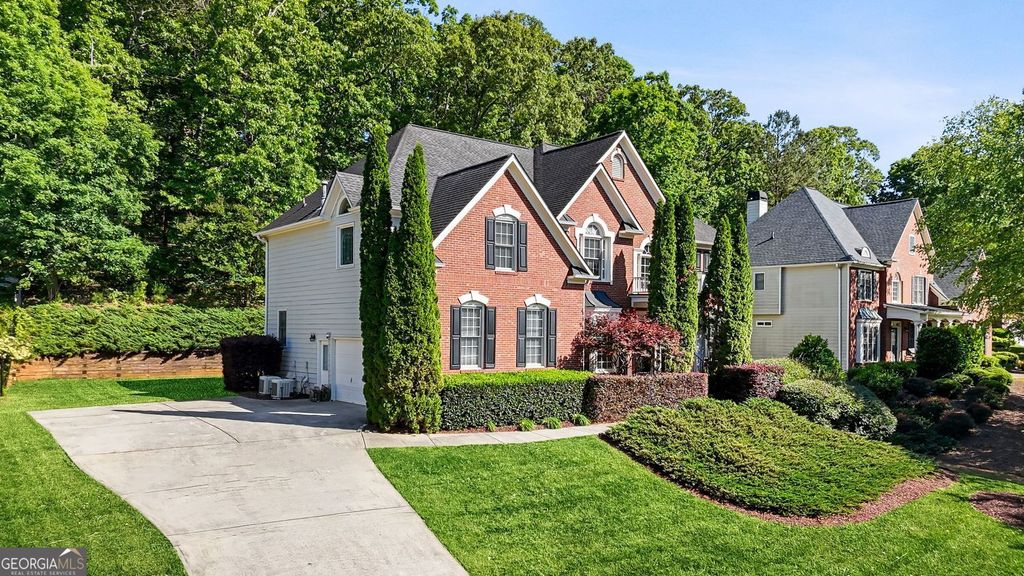 Photo of 507 Streamwood Ivy Trail, Suwanee, GA 30024 (MLS # 10766321)
