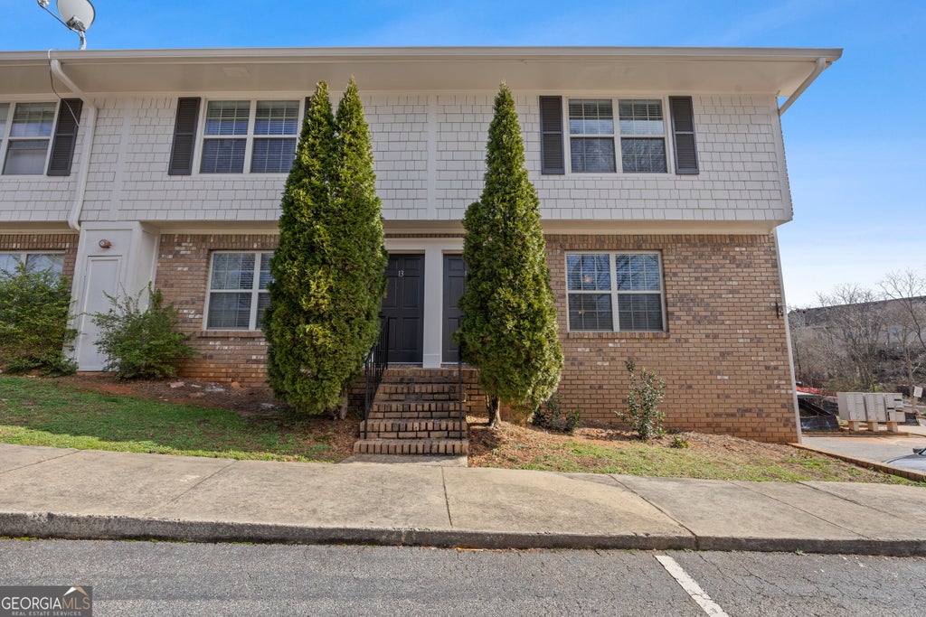 Photo of 14 Villa Court SE, Smyrna, GA 30080 (MLS # 10846592)