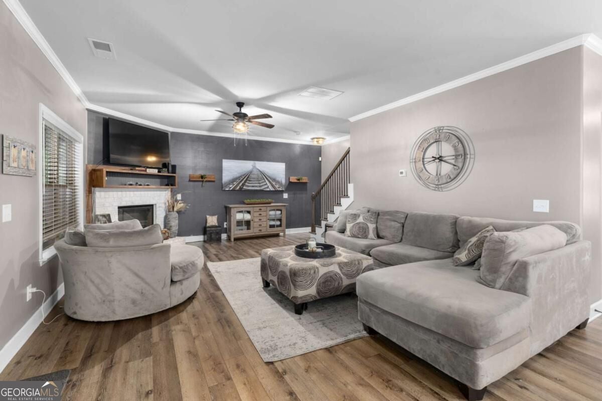 279 Mcgarity DR
