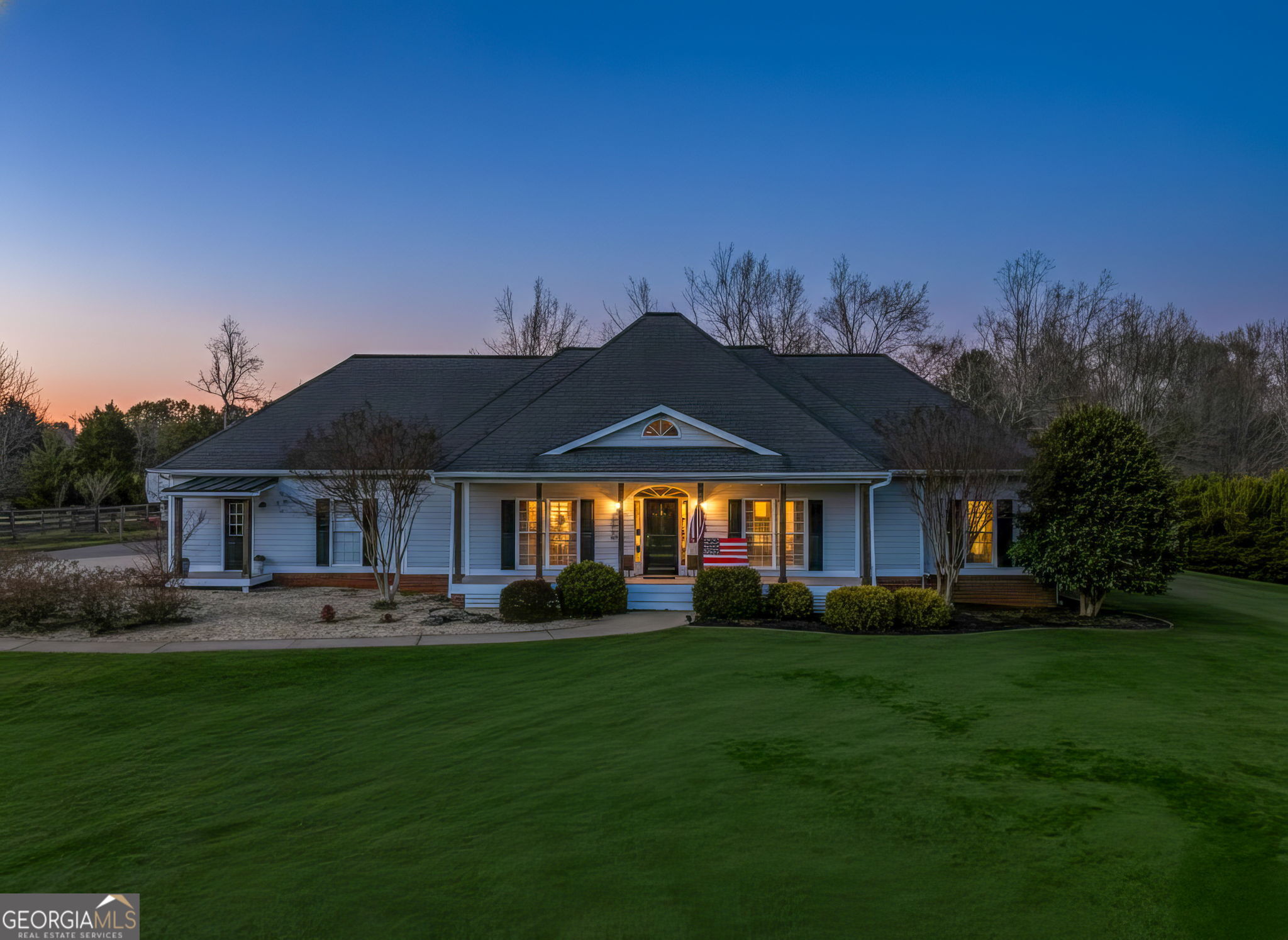 5040 Meadow Creek DR