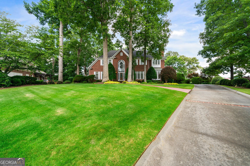 2202 Lattimore Farm DR NW