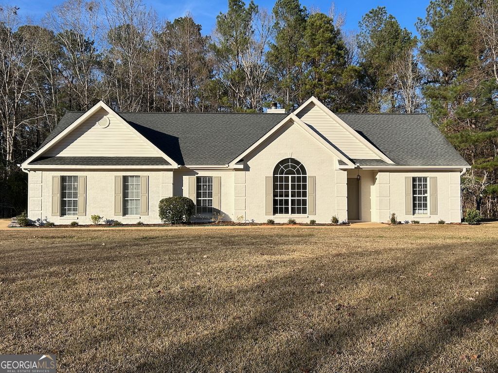 Photo of 125 Montrose Way, Lagrange, GA 30240 (MLS # 10657617)