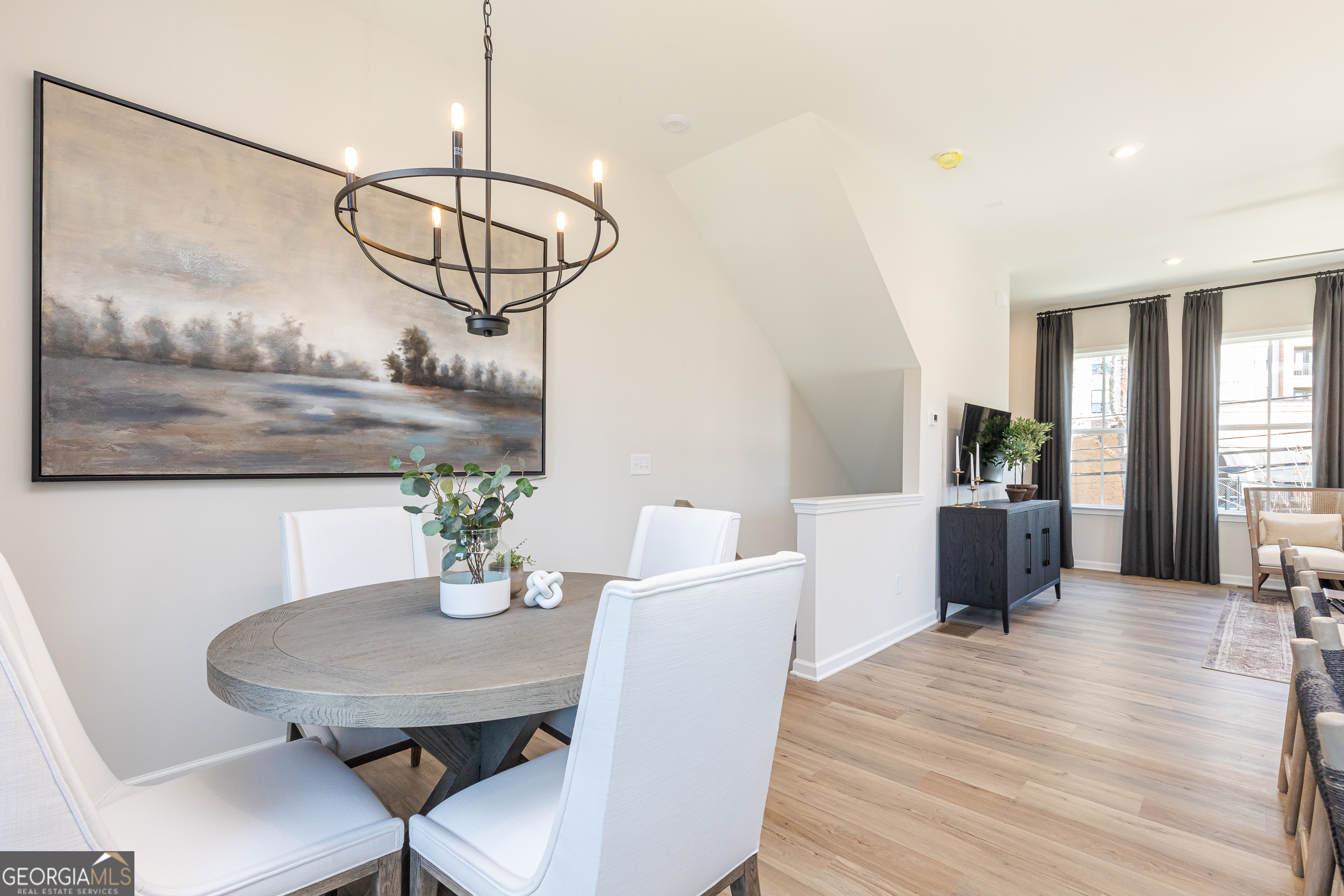 982 Bibbs Circle NW 18