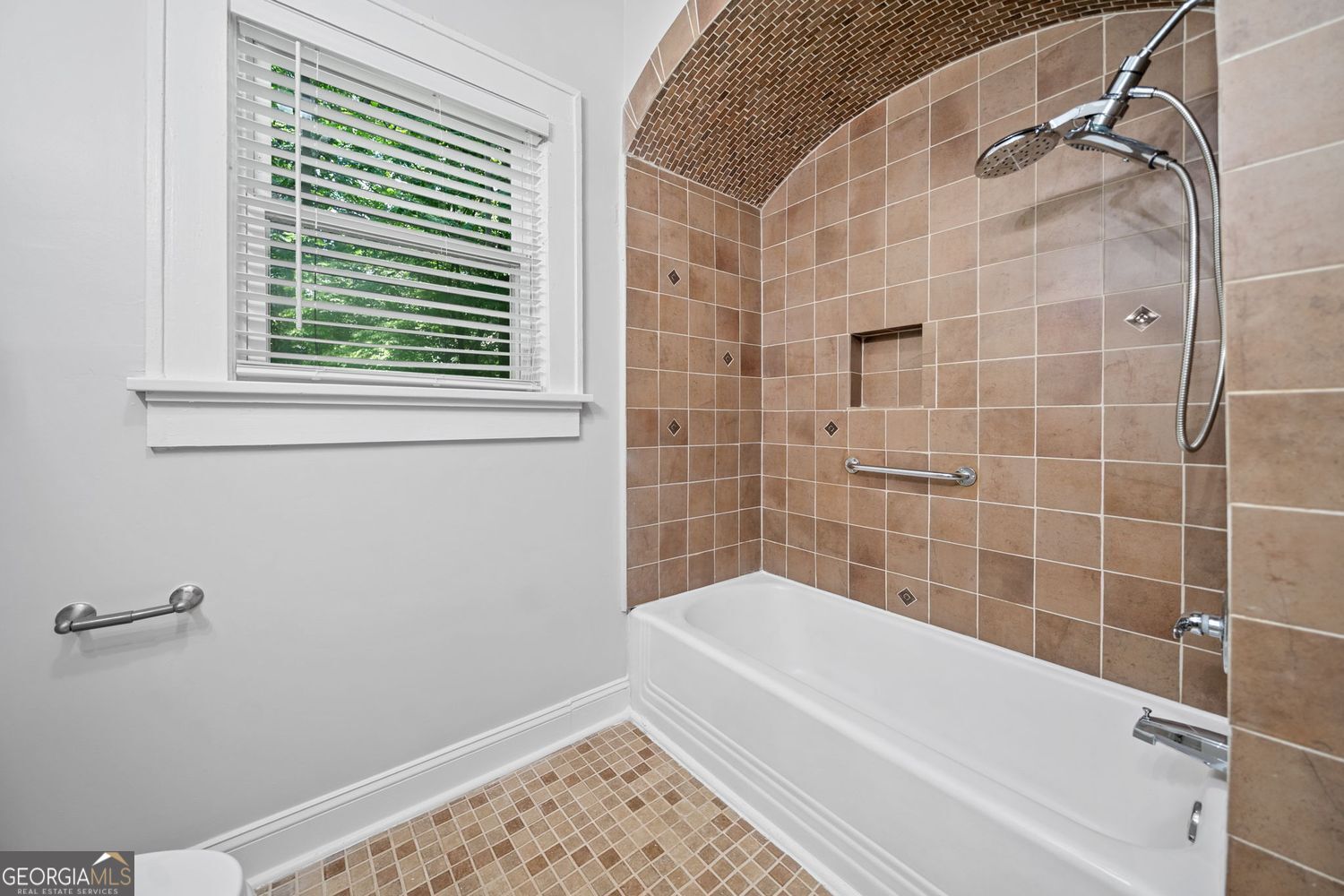 Atlanta, Georgia 30317, United States, 3 Bedrooms Bedrooms, ,3 BathroomsBathrooms,Residential,Active,163347