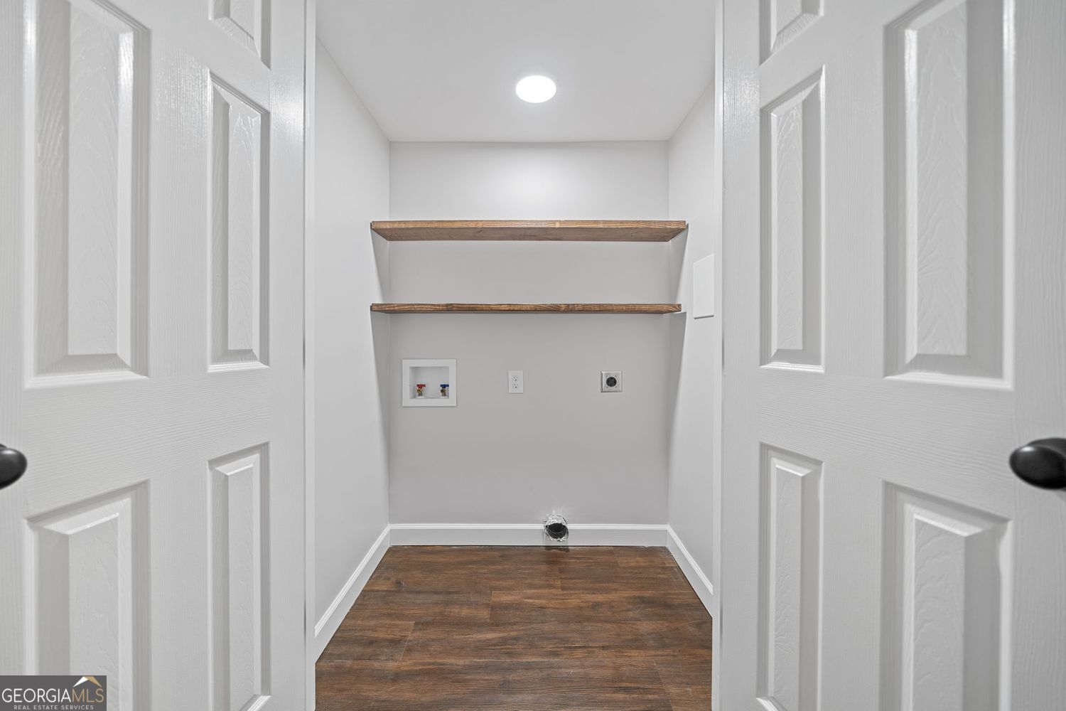 Atlanta, Georgia 30317, United States, 3 Bedrooms Bedrooms, ,3 BathroomsBathrooms,Residential,Active,163347