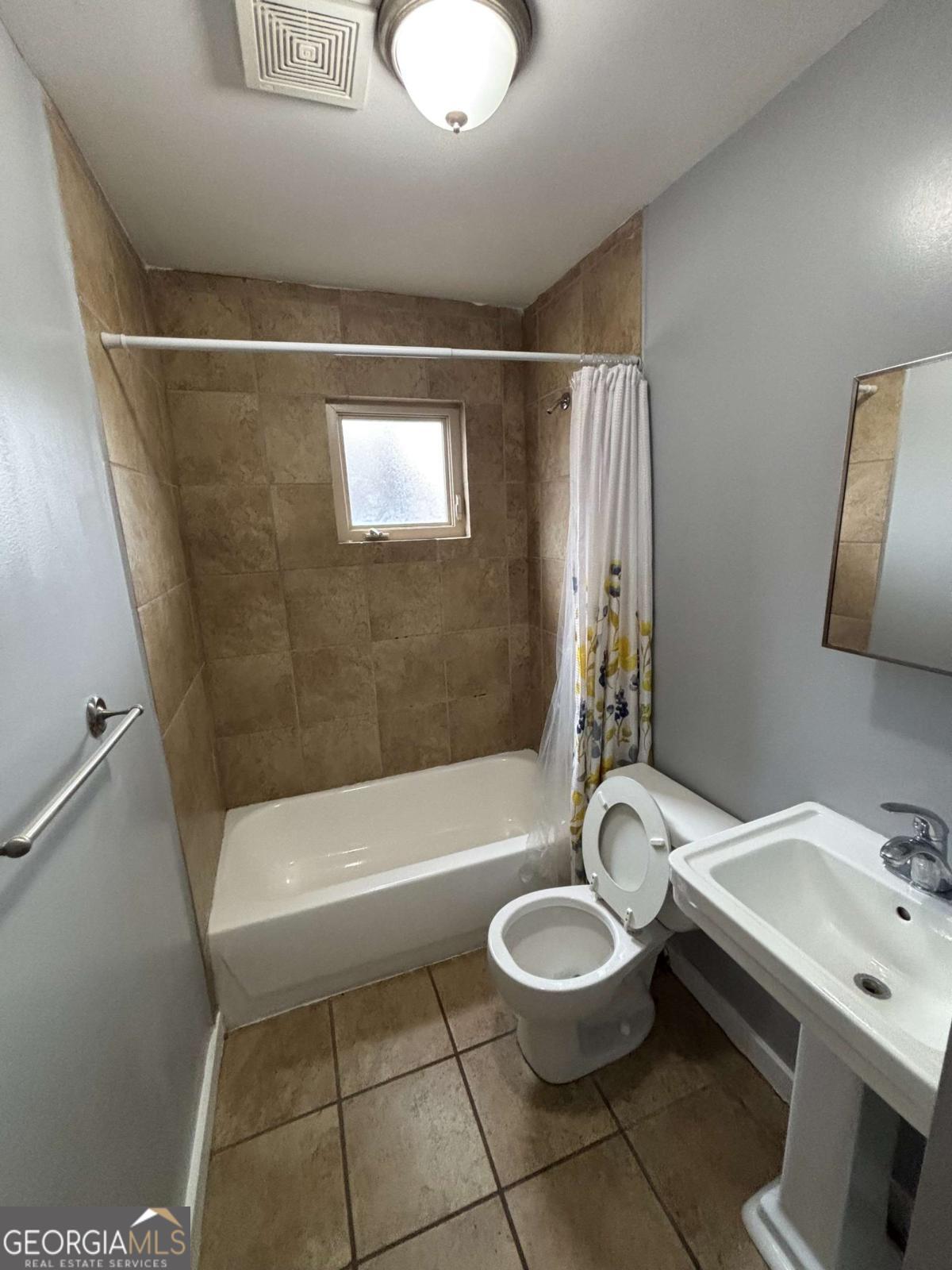 561 Formwalt ST SW 5