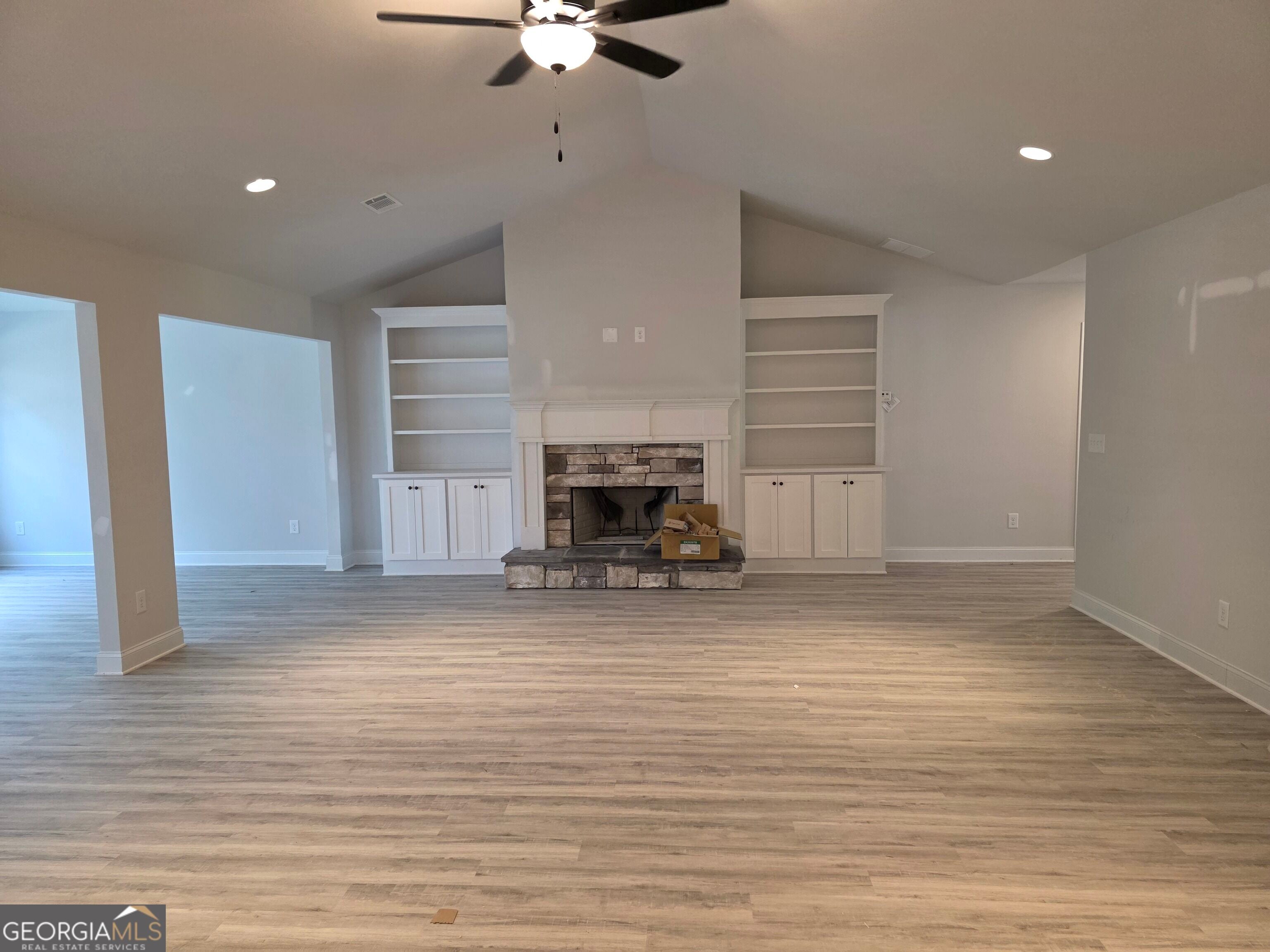 104 Old Kincaid RD 1