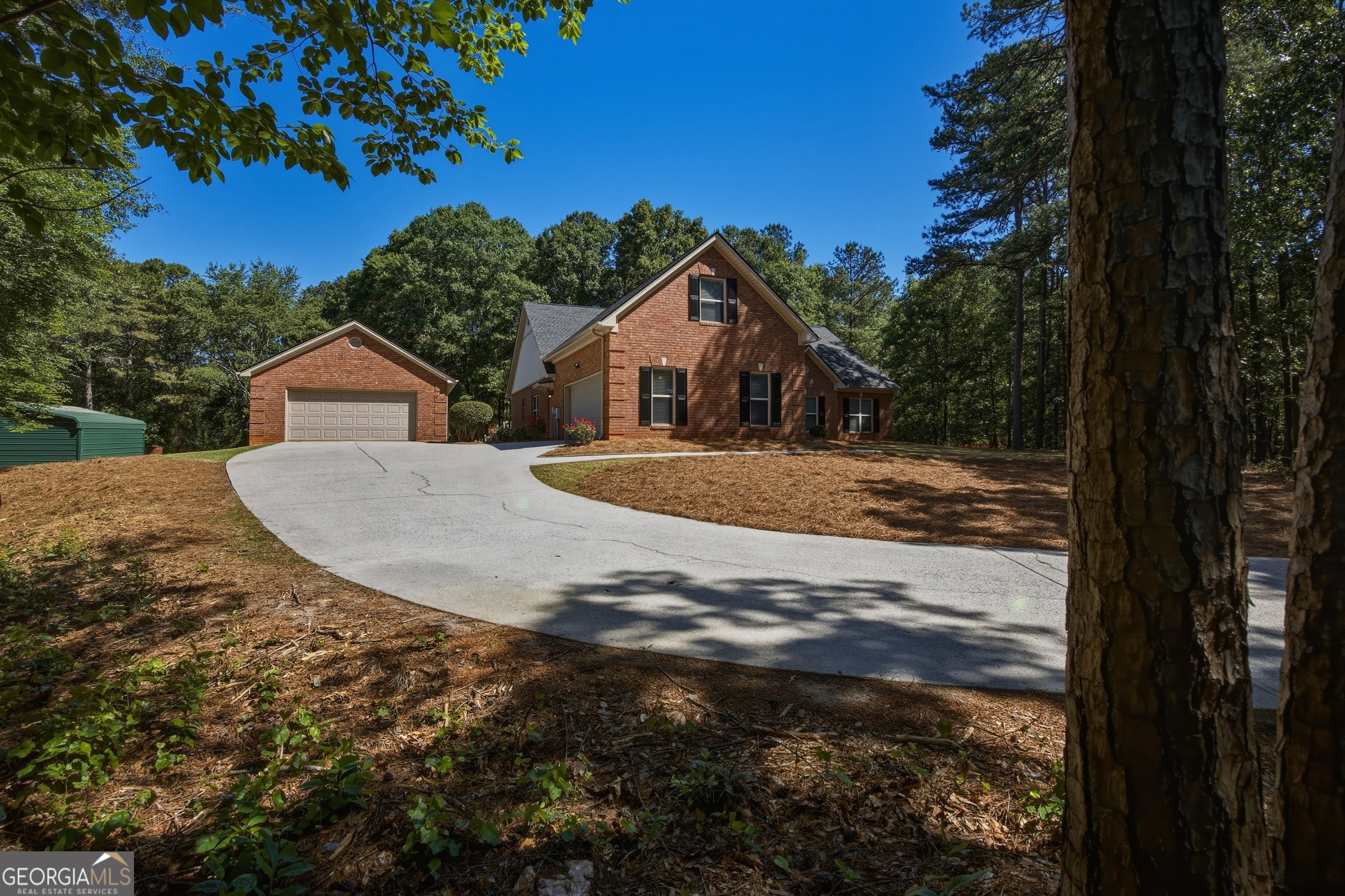 635 Marigot WAY
