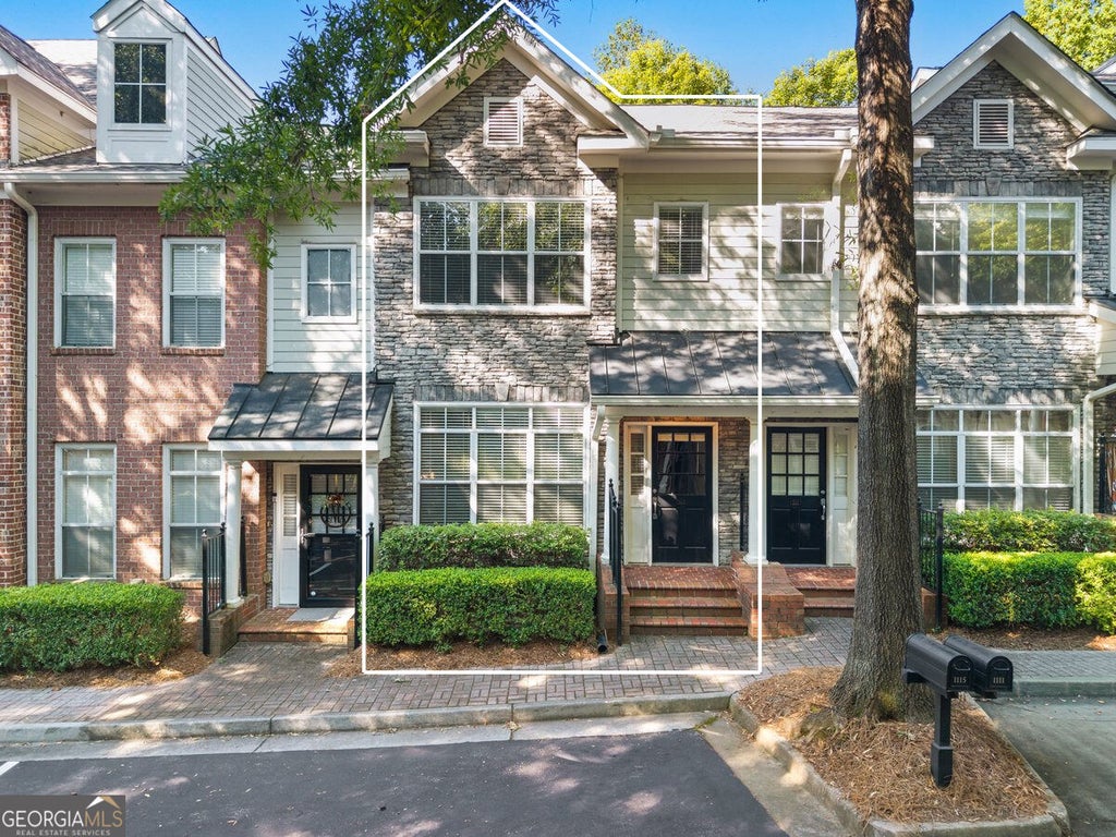 Photo of 1115 Glenridge Place NE, Sandy Springs, GA 30342 (MLS # 10834230)