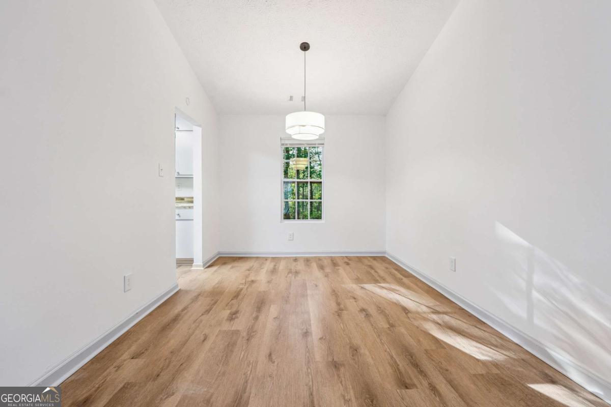 728 Stonebridge CRES