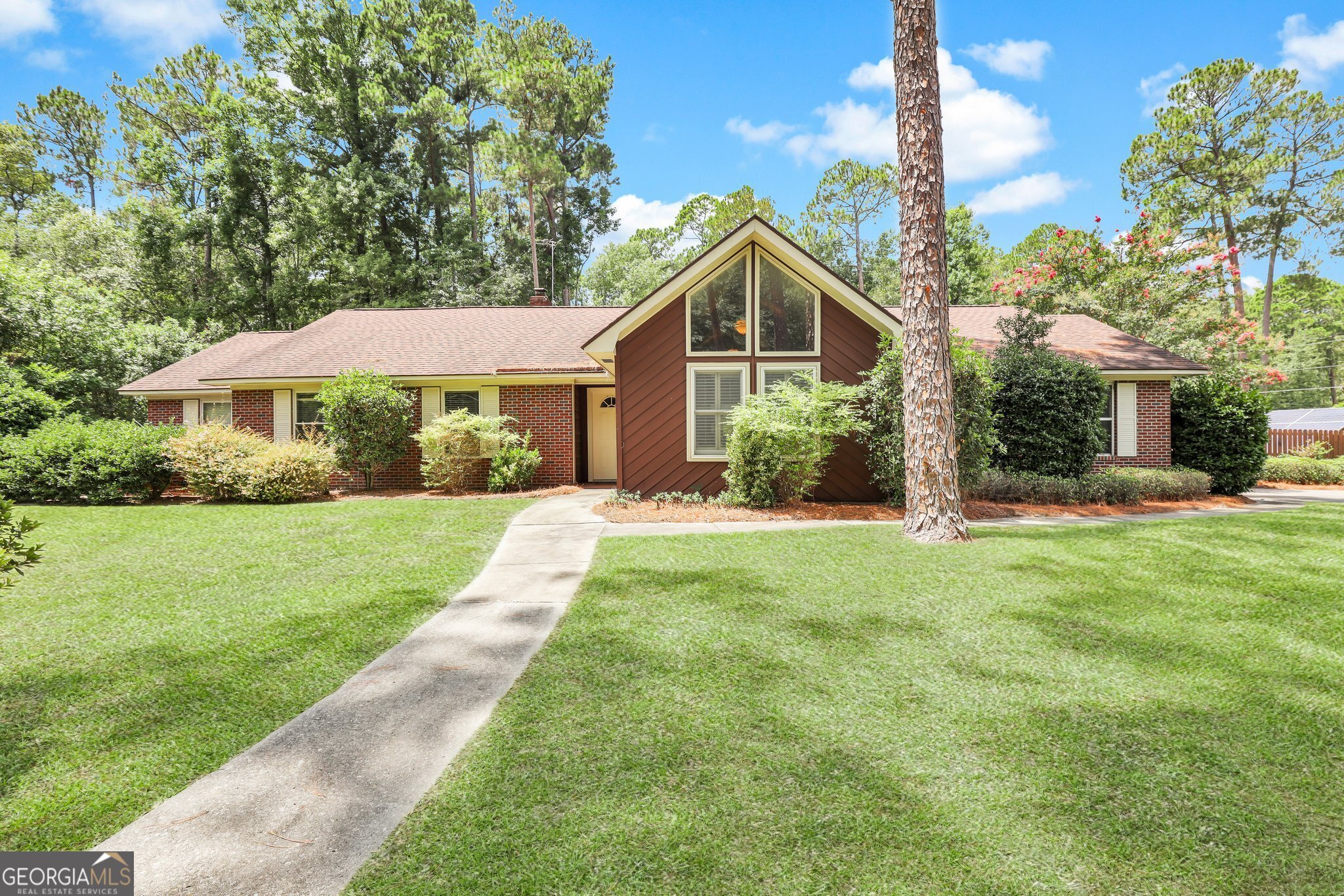 Impeccably constructed brick ranch nestled on a spacious corner lot in the sought-after Northlake neighborhood. This meticulously cared-for 3-bedroom, 2-bathroom residence boasts versatile 'flex' spaces ideal for a bonus room, home office, or your personal preference. Throughout the home, hardwood and tile floors create an elegant ambiance, complemented by a generously sized master bedroom suite with its own luxurious master bathroom and direct access to the back patio. The open floor plan showcases a gourmet kitchen with breakfast area, corian countertops and stainless appliances. There is a large laundry room and a separate large pantry area. Outside, the backyard features a stunning in-ground pool with a brand-new liner. Adding to its appeal, the property is equipped with 2 solar panels, ensuring both reduced power bills and reliable backup power during outages.