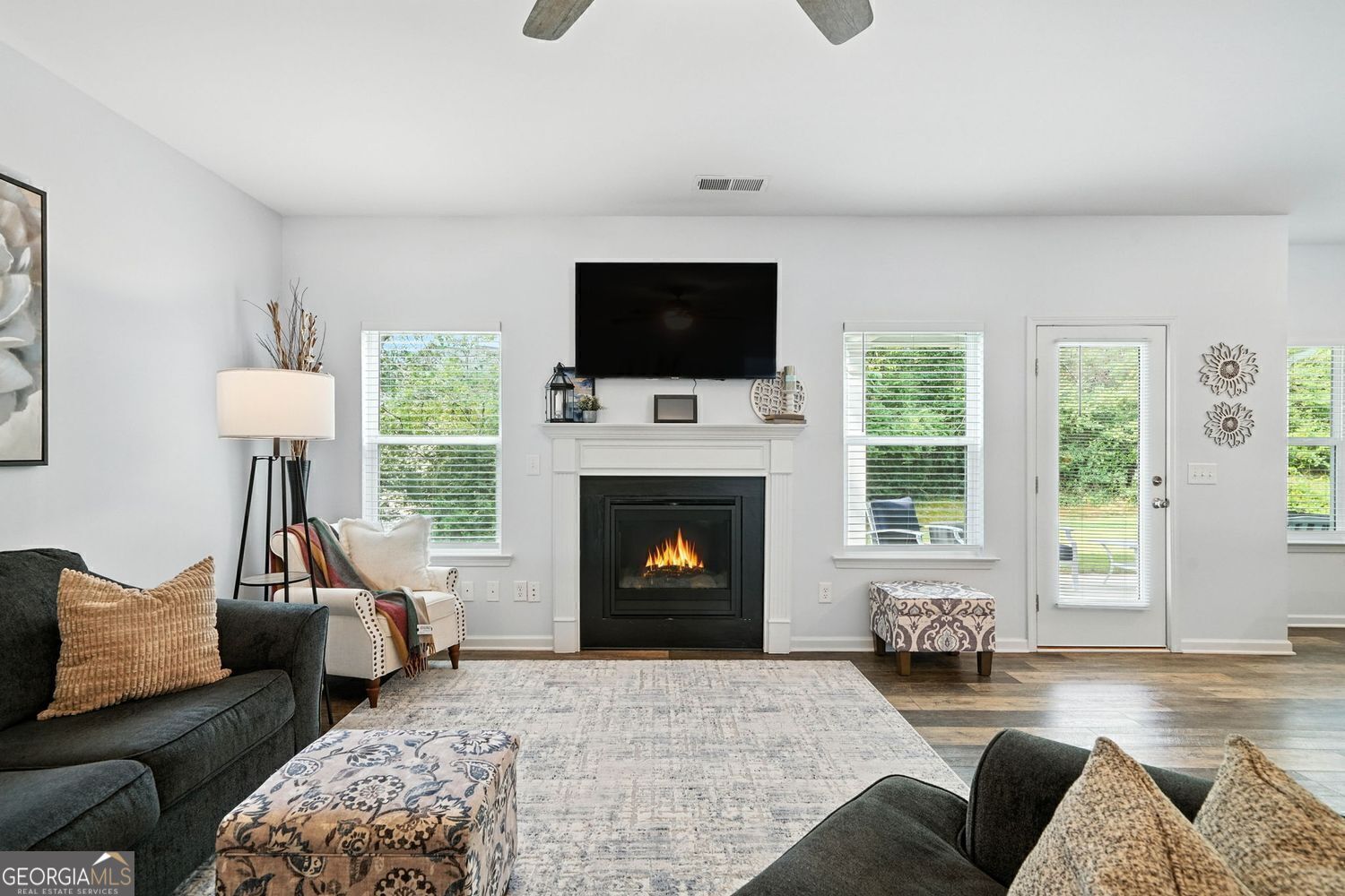 Four Seasons - Residential