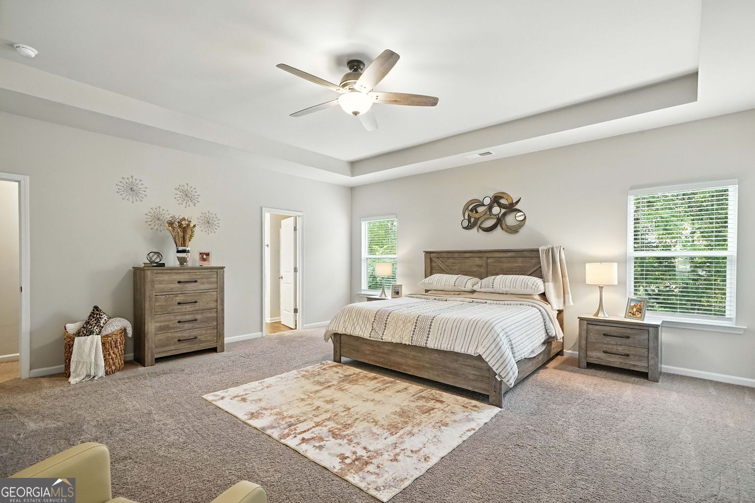 Four Seasons - Residential