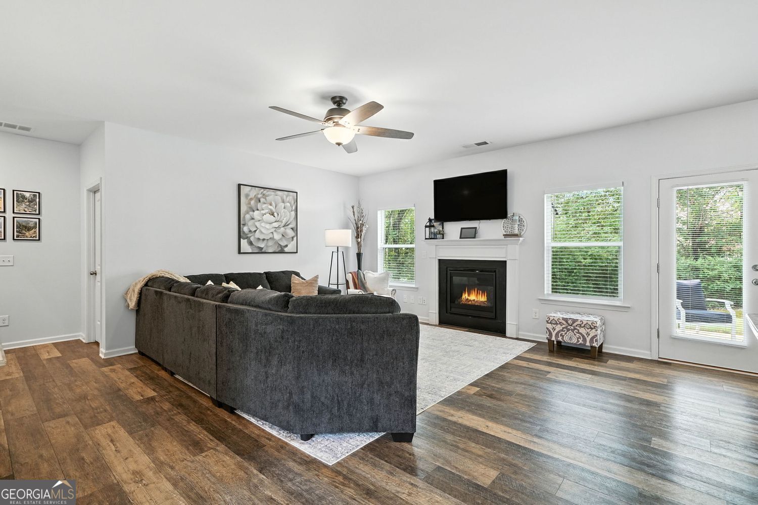 Four Seasons - Residential